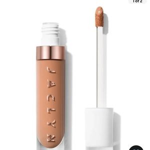 JACLYN COSMETICS Faux Filler Perfecting Concealer - TAN RED new